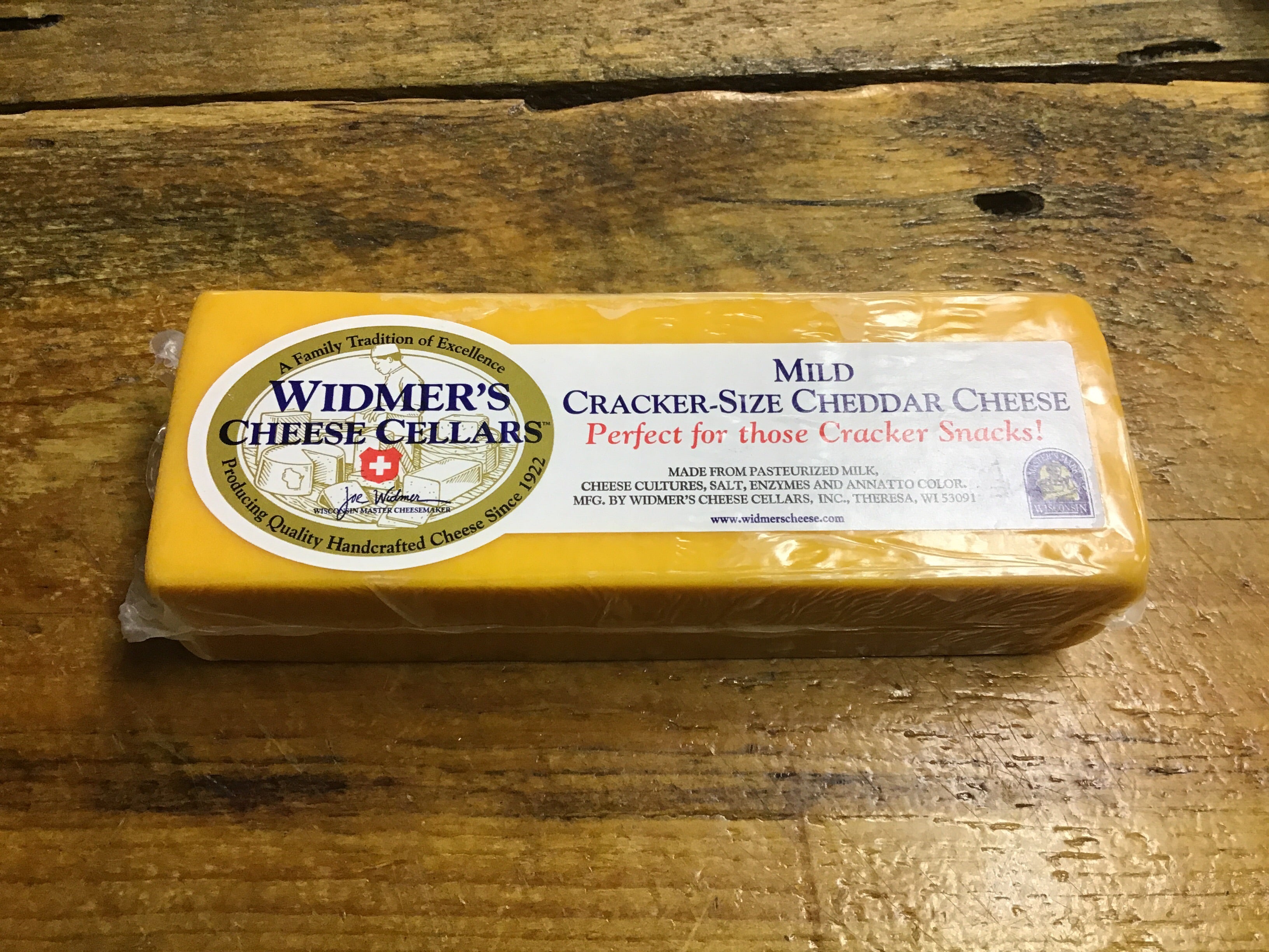Mild Cracker Size Cheddar Cheese - Widmer’s